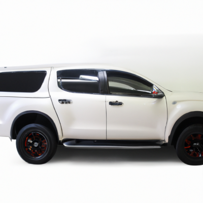 Преобразите свой Nissan Navara: Купите стильные накладки на дверные ручки и защитите свою машину!