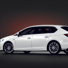 Преобразите свой SEAT Leon: Купите Спойлеры и Обвесы для Уникального Стиля и Производительности!