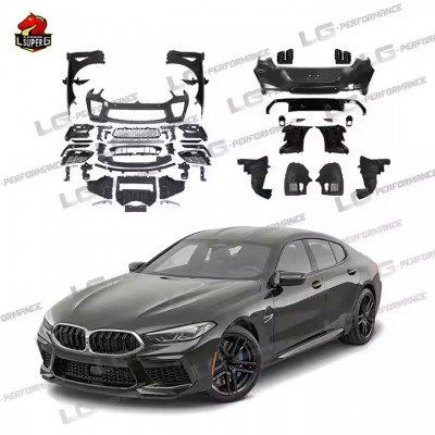 Комплект обвеса BMW M8 в стиле M8, черный пластик.