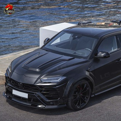 Carbon Fiber Body Kit для Lamborghini Urus. Черный ульт