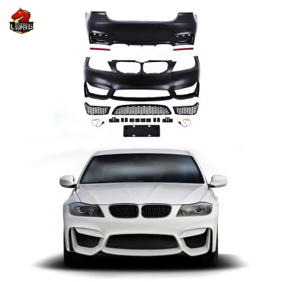 Бампер BMW 3 серии E90 LCI в стиле M4, черный пластик. 