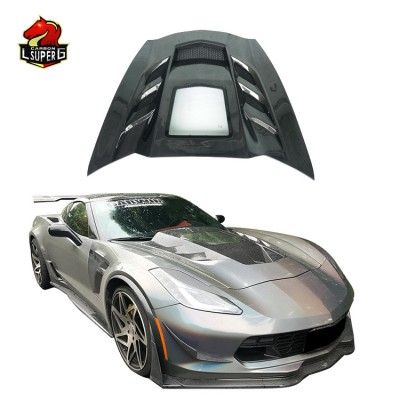 Карбоновый капот Chevrolet Corvette C7 - идеальное соче