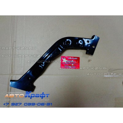 Панель крепления фары левая F26Y-8190-C