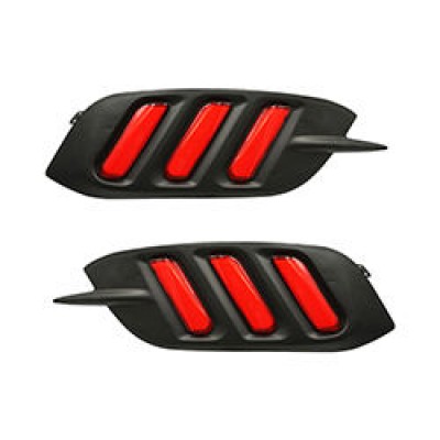 Задний фонарь Honda Civic красного цвета с LED-подсветк