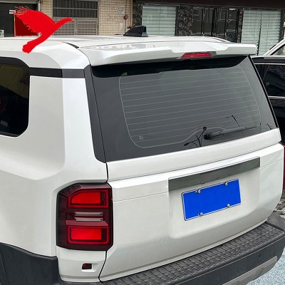 Спойлер Заднего Багажника для Toyota Land Cruiser в Белом Цвете из Abs-пластика.
