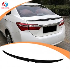 Спойлер для Toyota Corolla 2014-2018 из Черного Карбона