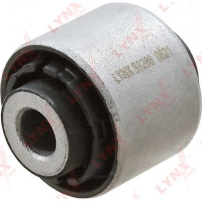 Сайлентблок подвески LYNXauto B8266