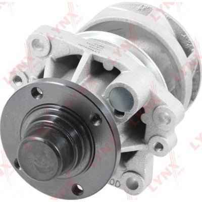 Насос водяной LYNXauto CW0044