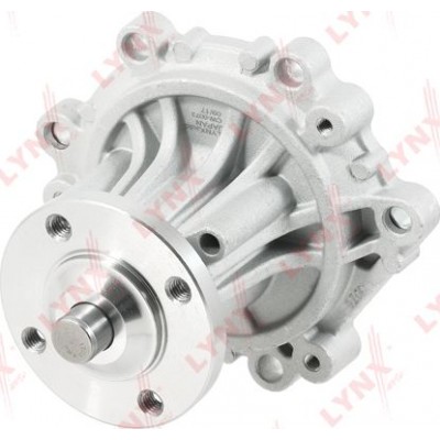 Насос водяной LYNXauto CW0073