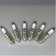 Свеча зажигания Mazda LFJD18110