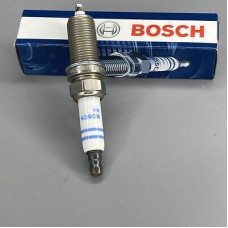 Свеча зажигания Bosch 0242135518