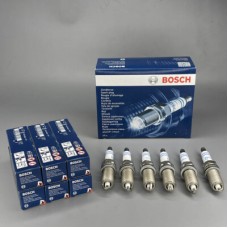 Свеча зажигания Bosch 0242235766