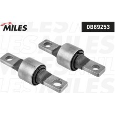 Сайлентблок верхнего рычага подвески внешний Asva 0301154