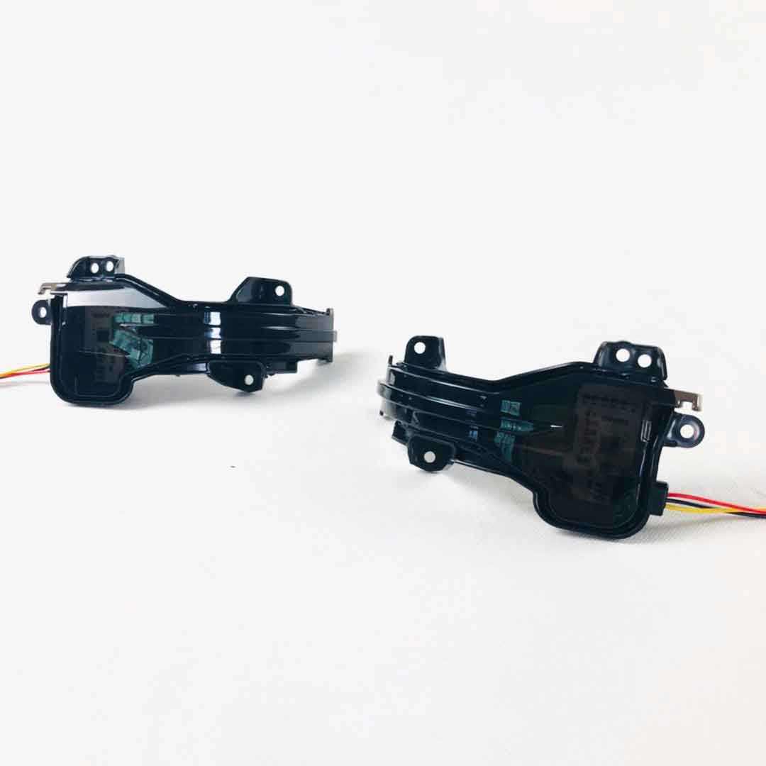 Поворотный сигнал для Honda CR-V 2017-2023, желтый DRL, дымчатый пластик, боковое зеркало.
