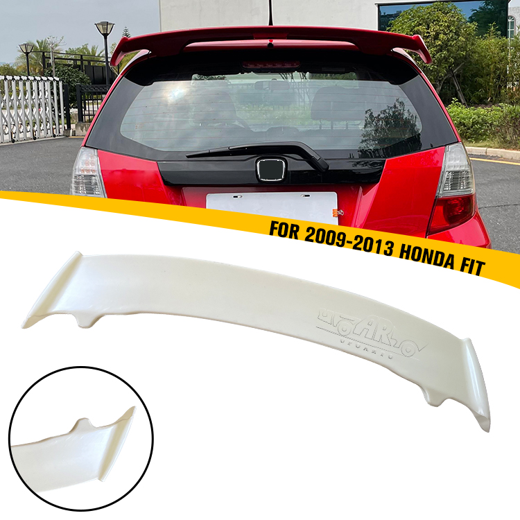 Спойлер из Углеродного Волокна для Honda Jazz Fit - Стильный Акцент!