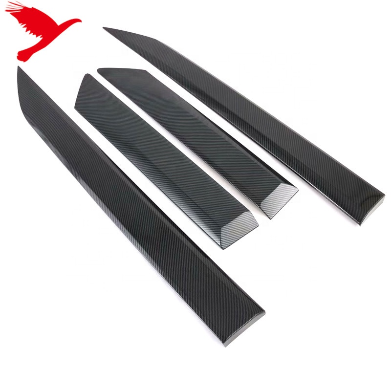 Боковые Панели для Kia Seltos: Стильный Углеродный Дизайн.